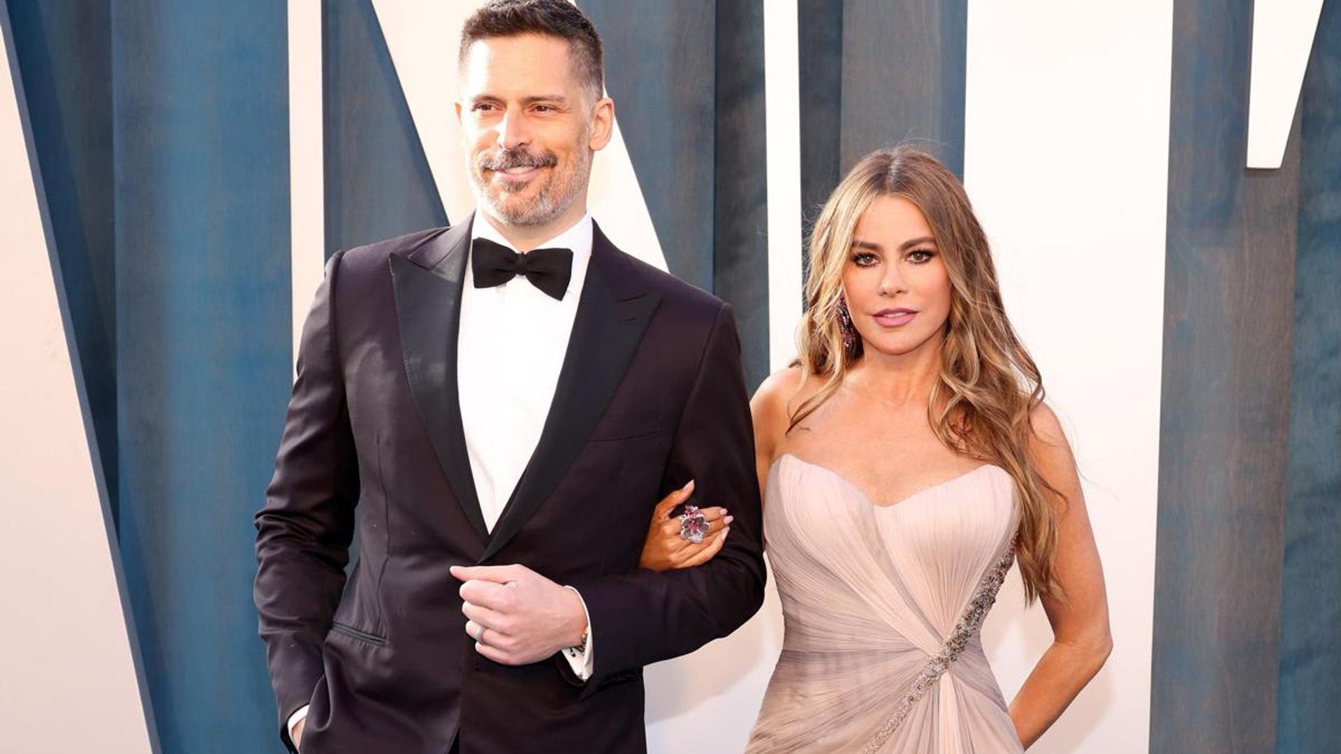 Sofia Vergara shares a stunning photo in a black bikini