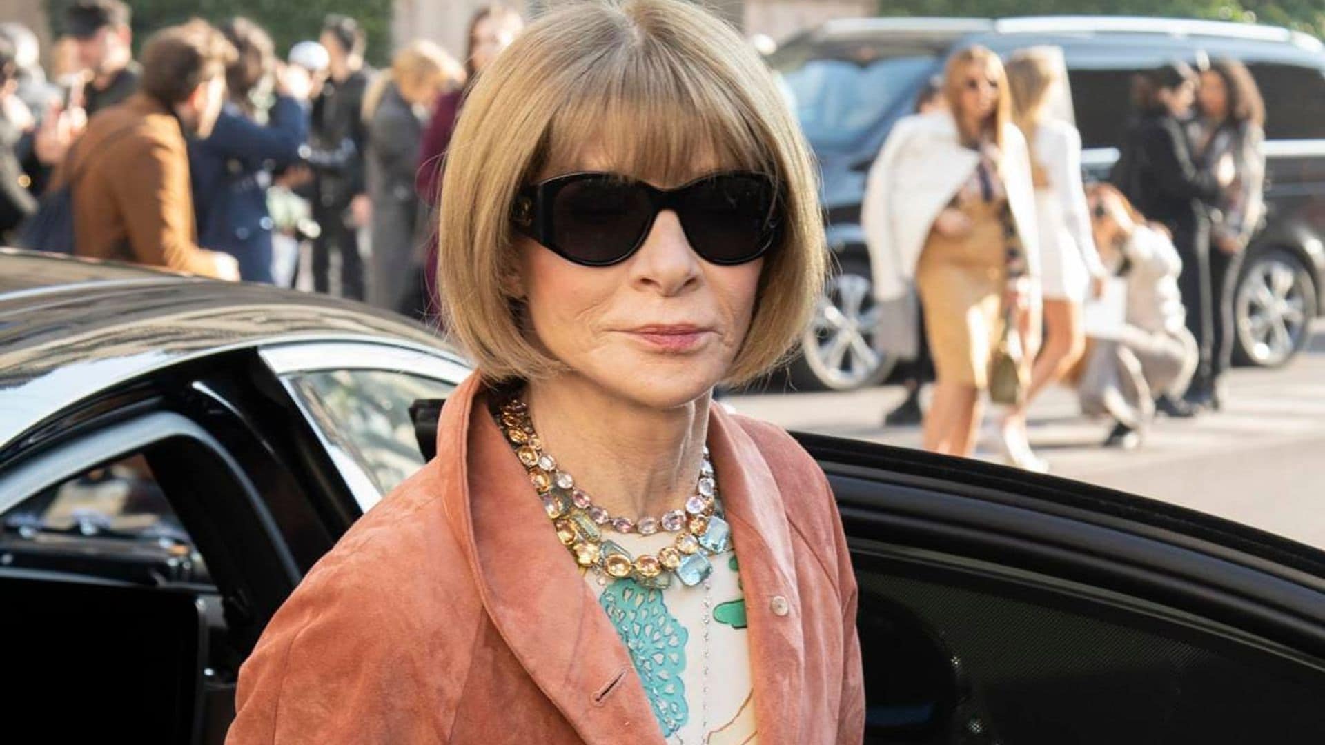 Anna Wintour wore sweatpants to work from home and the internet is freaking out - shocking picture