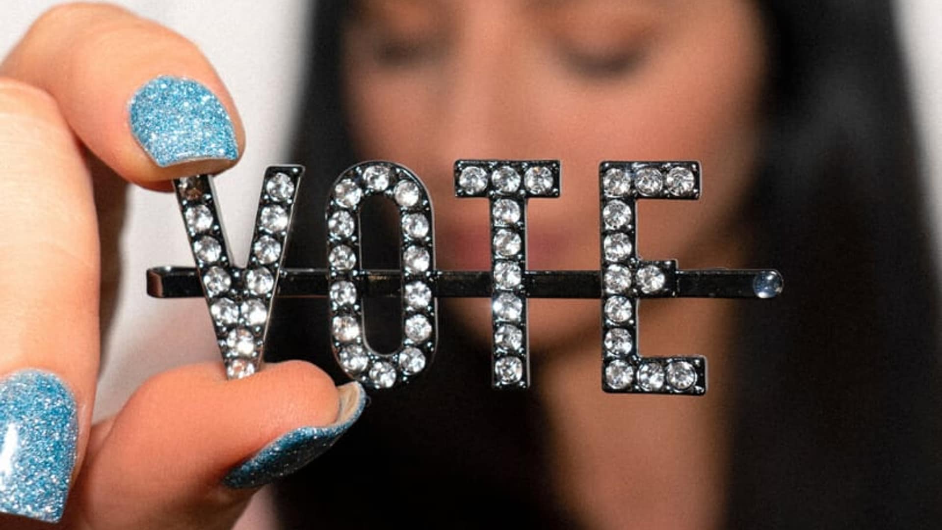 Kitsch x Justine Marjan x VOTE hair pin