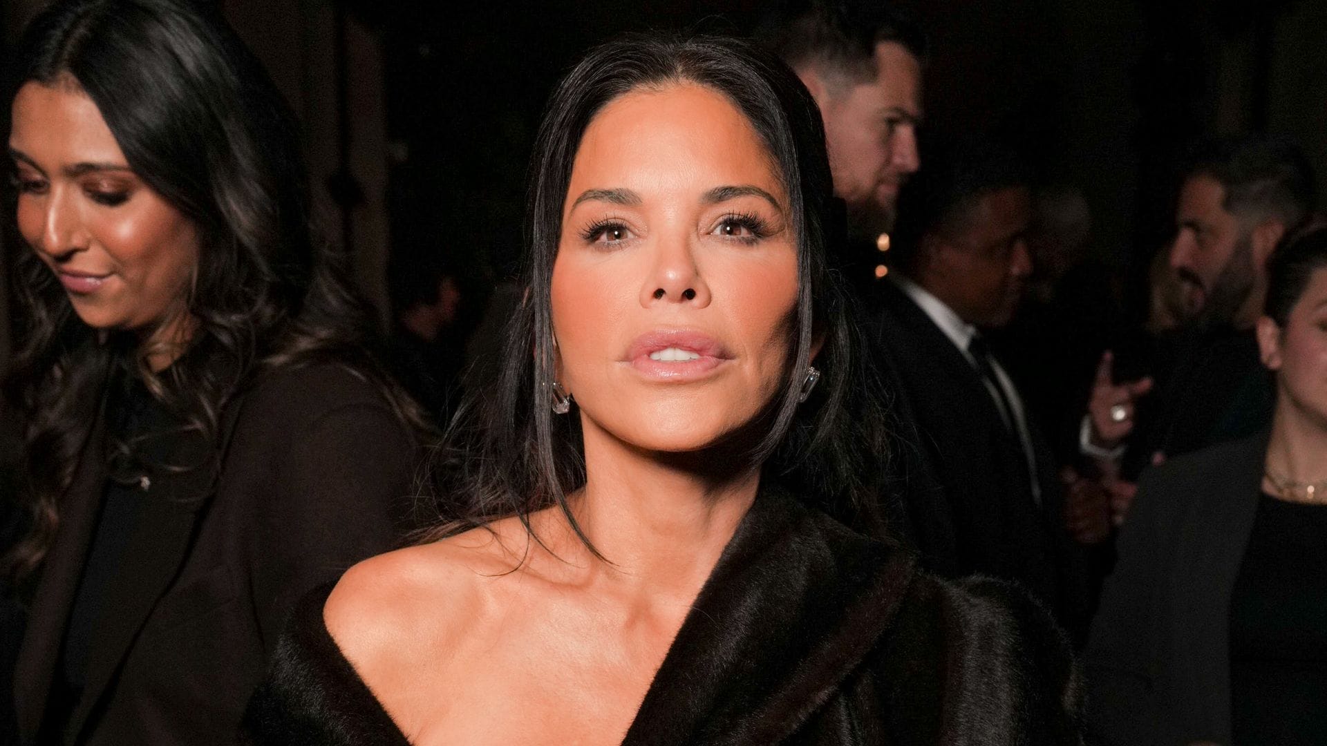 Lauren Sánchez and Georgina Rodríguez twin in black looks and flash million-dollar rings