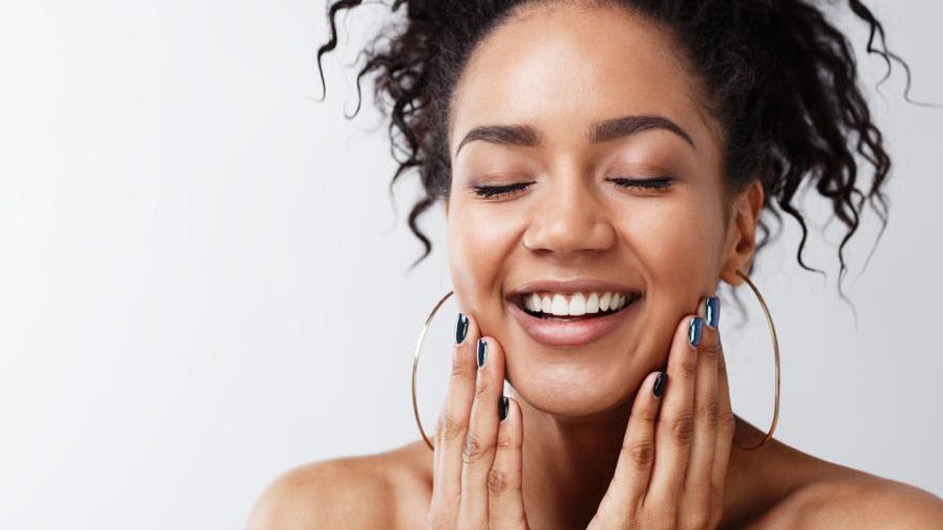 How to get beautiful, glowing skin in minutes!