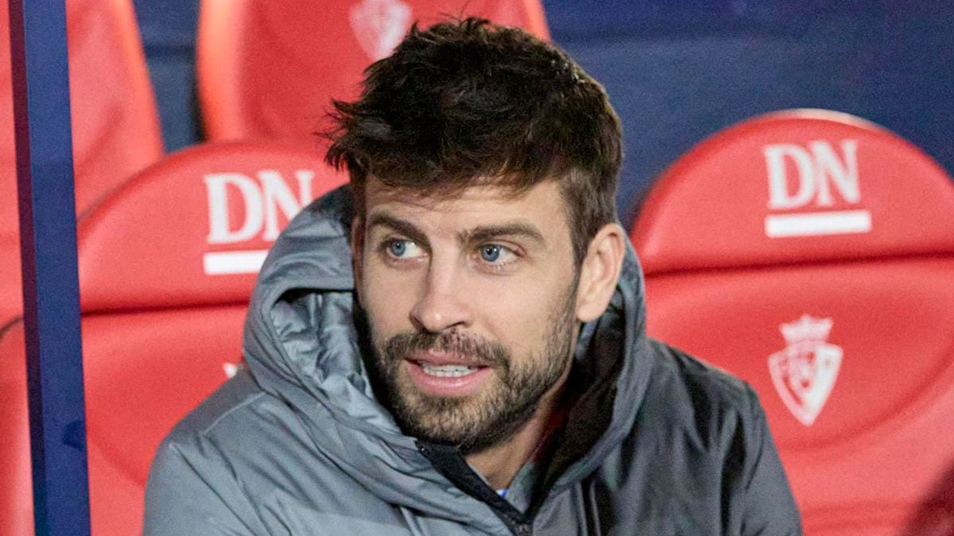 Gerard Piqué is in full dad mode playing soccer with his eldest son [PHOTOS]