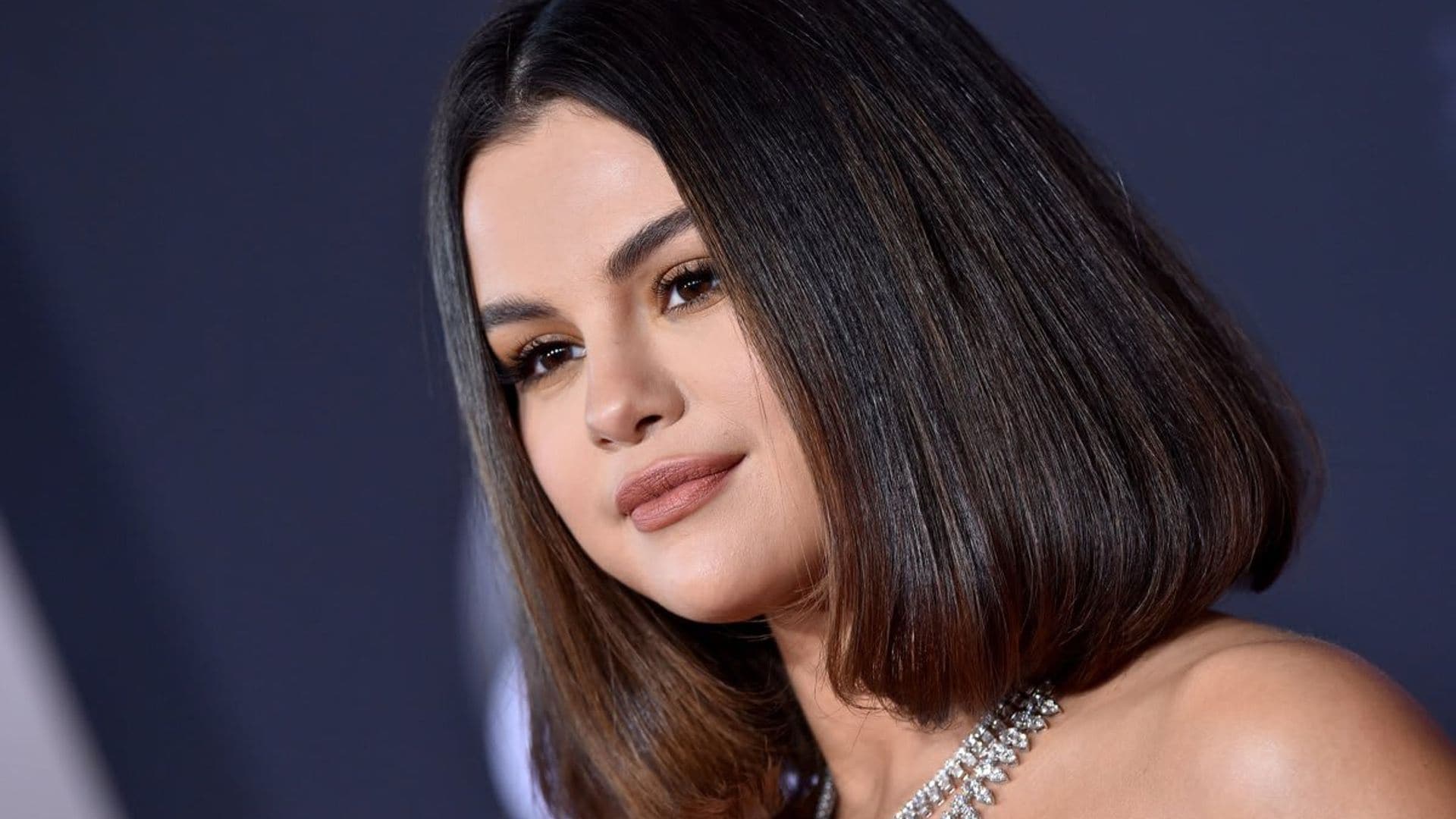 Selena Gomez couldn’t be more relatable in this ‘real life’ photo