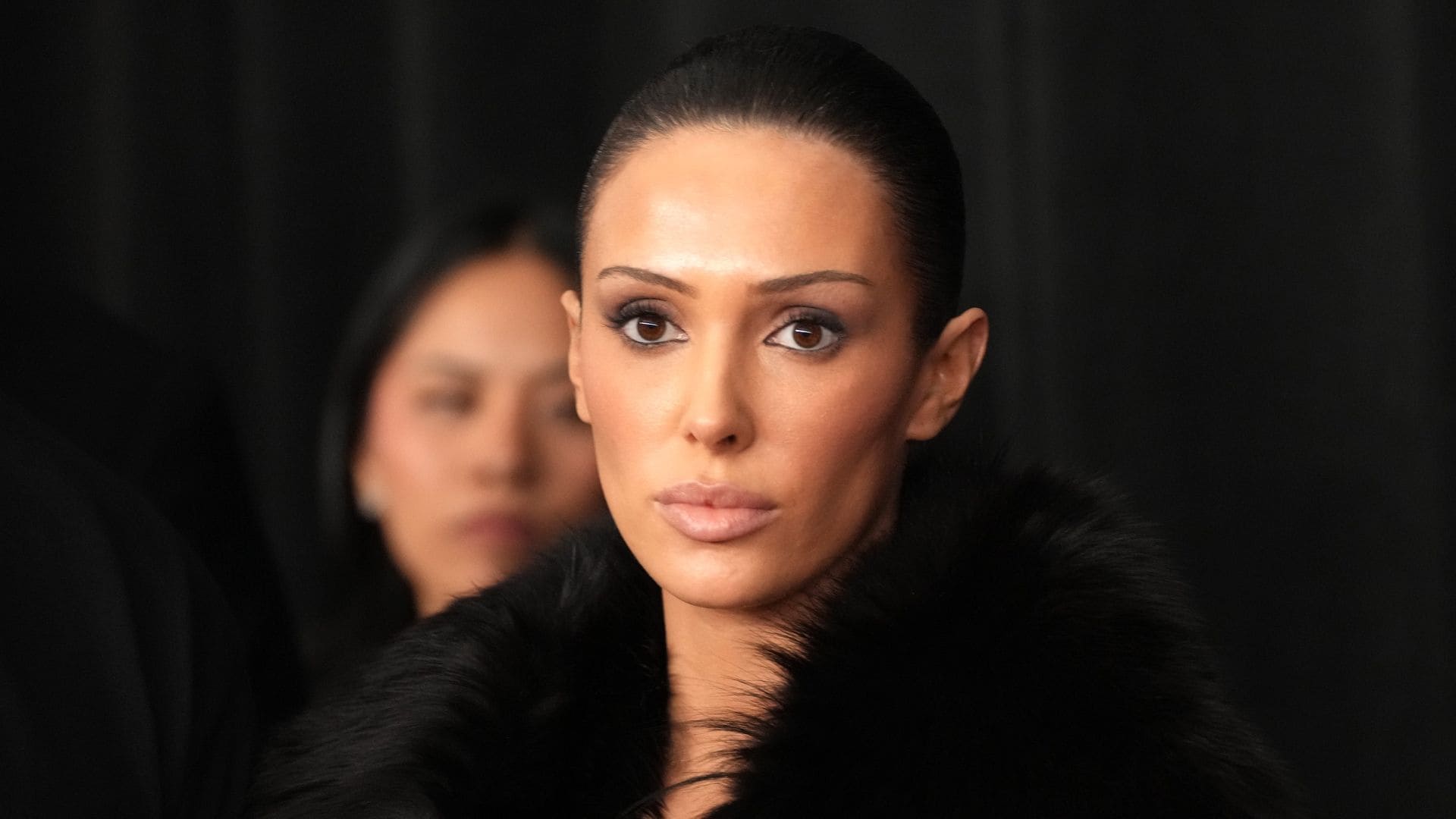 Bianca Censori speaks out with shocking warning, seemingly referencing Kanye West