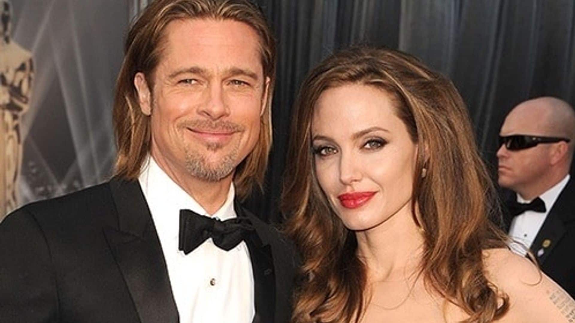 Brad Pitt and Angelina Jolie get married