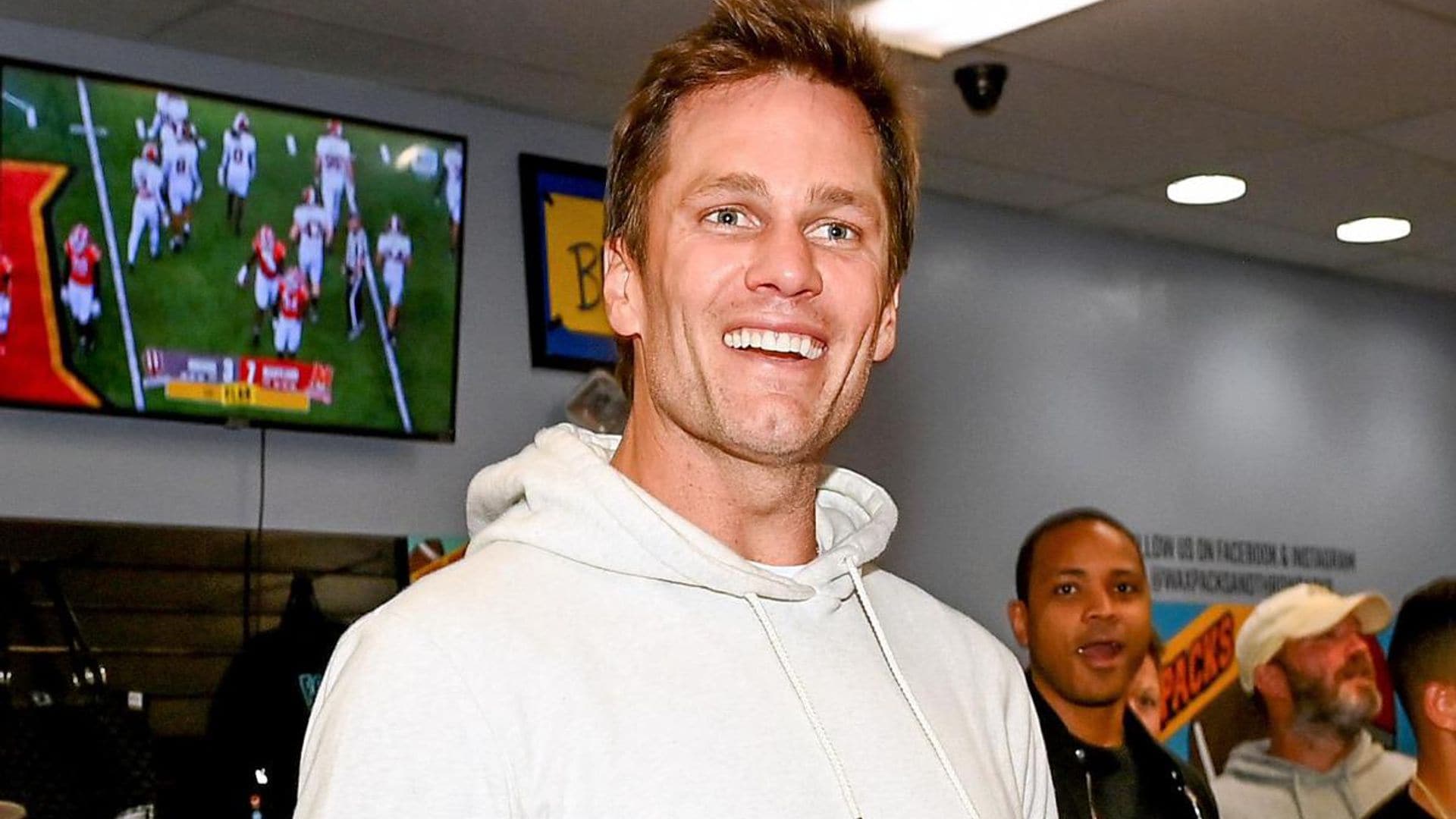Tom Brady celebrates with his 3 sisters Julie, Nancy, and Maureen: ‘We love you so much’