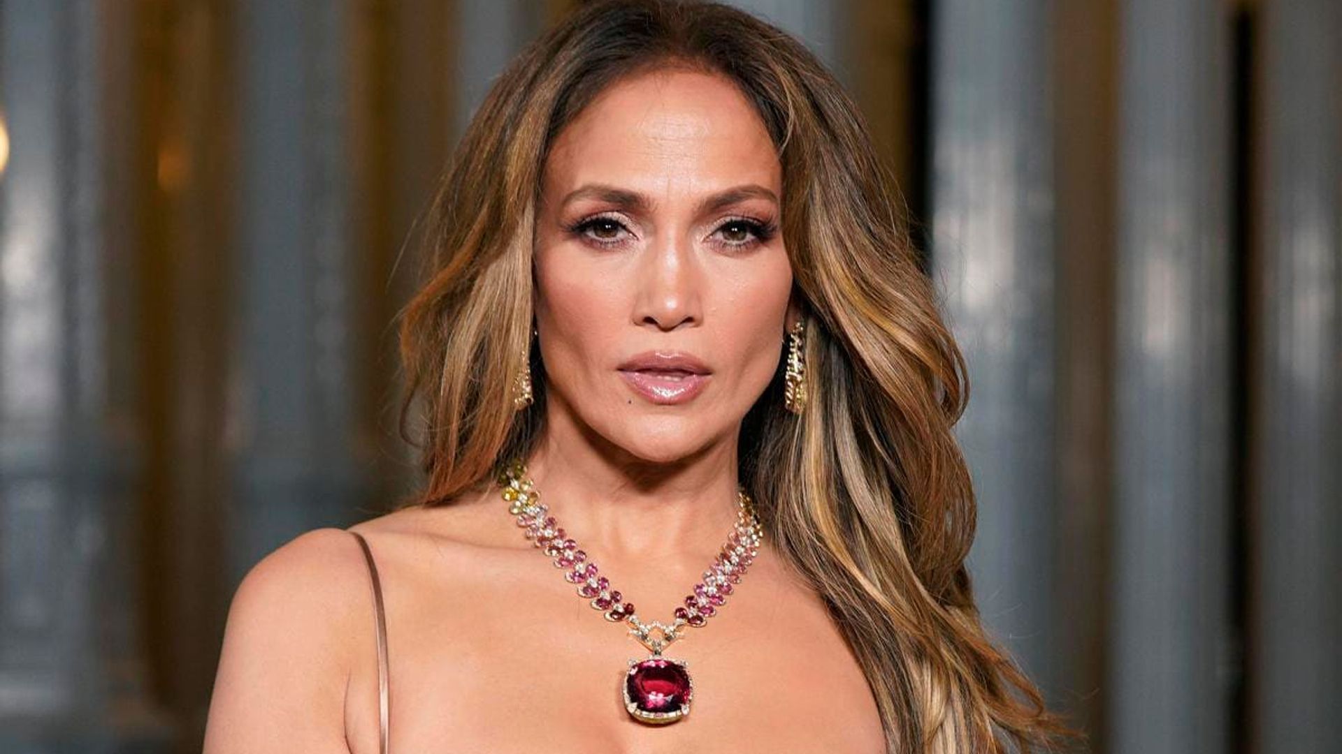 See the red dress Jennifer Lopez may have worn to her and Ben Affleck’s holiday party