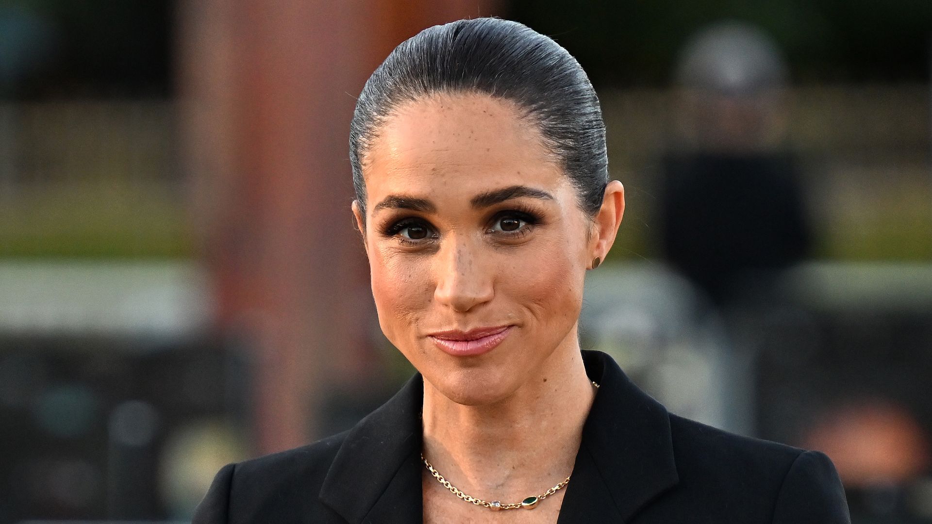 https://www.hola.com/us/horizon/landscape/a45657b3c52c-geneva-switzerland-meghan-markle-duchess-of-sussex-attends-the-inauguration-of-t.jpg