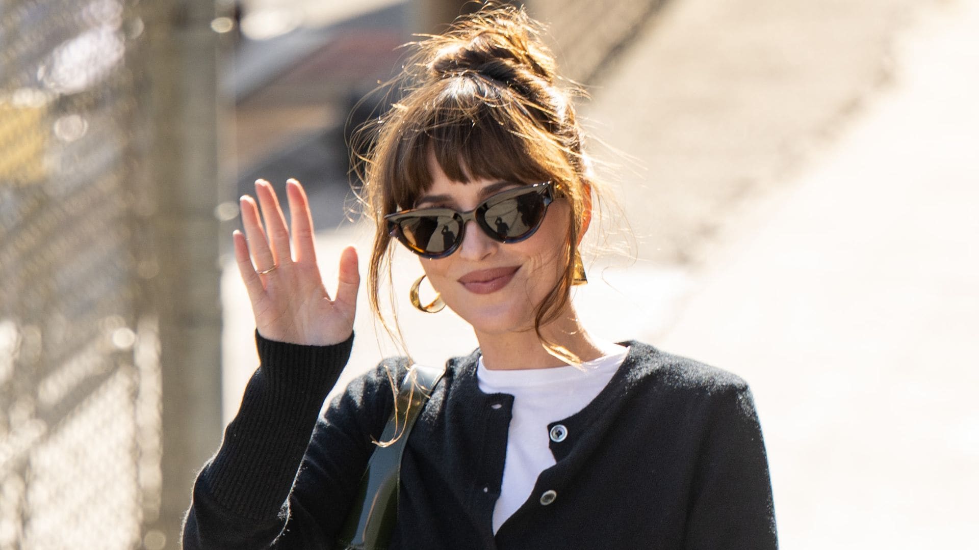 Update: Dakota Johnson and Chris Martin deny rumors of break up