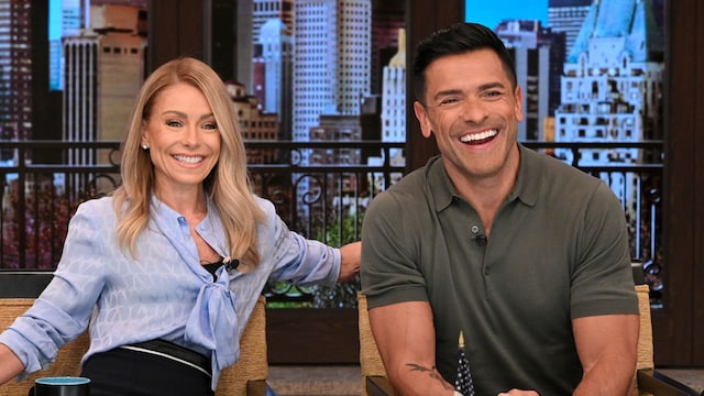 Kelly and Mark hosting their show 'Live with Kelly and Mark'