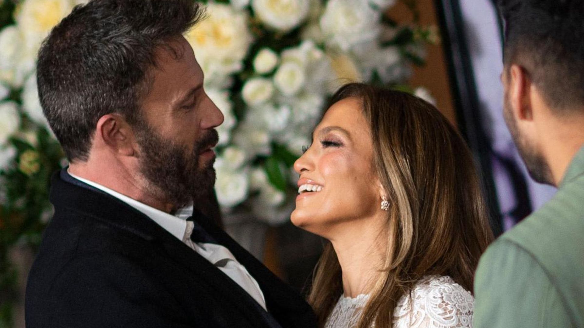 Updates: Jennifer Lopez and Ben Affleck officially married! ‘It ended with a kiss’