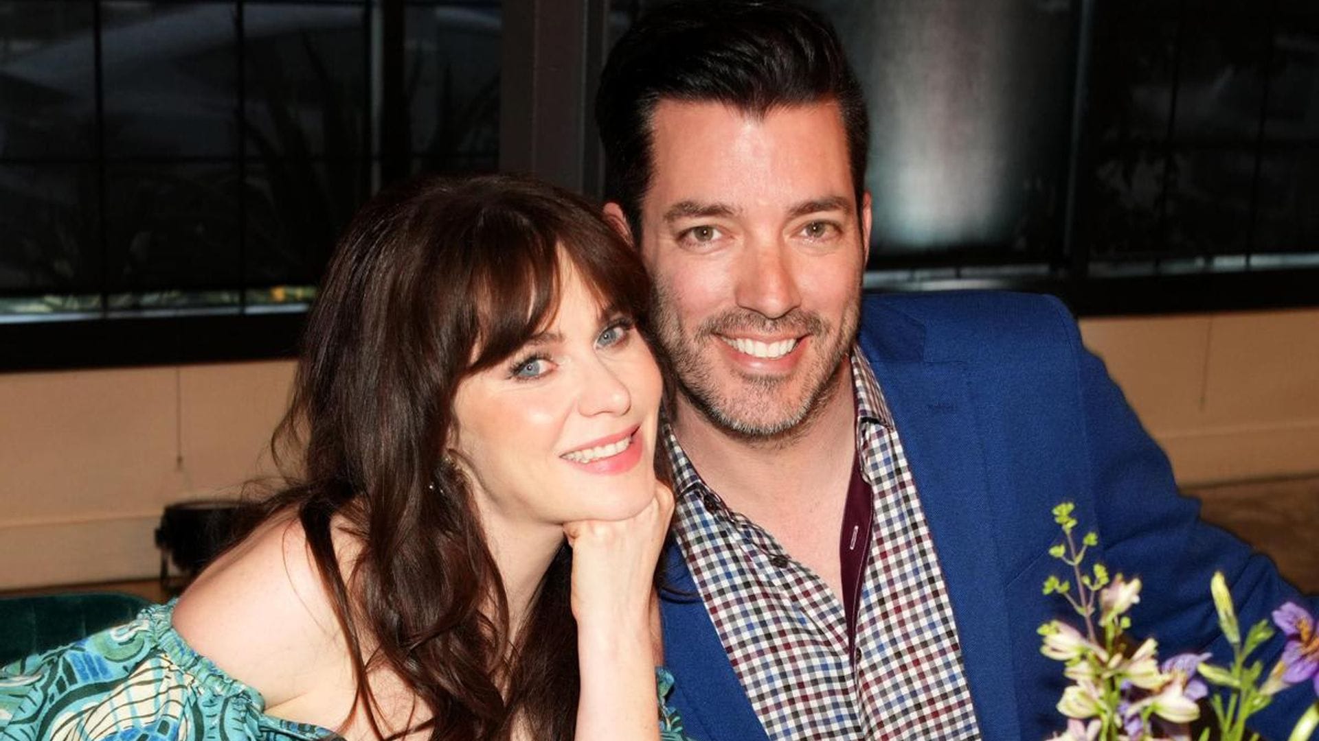 Zooey Deschanel is engaged! Jonathan Scott upgrades their relationship with a unique ring