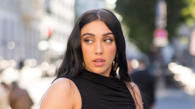 Lourdes Leon plays guitar and sings in studio while teasing new music