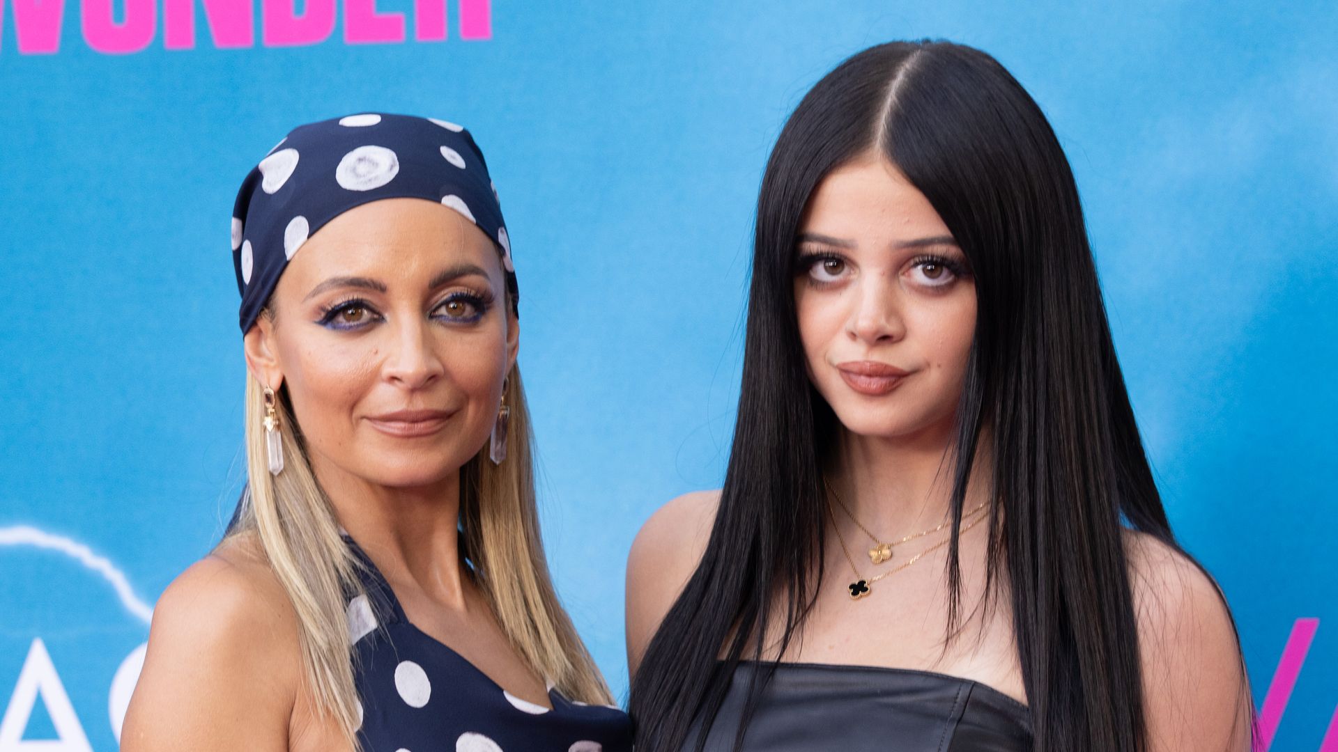 https://www.hola.com/us/horizon/landscape/a84d8f29e291-los-angeles-california-nicole-richie-and-harlow-madden-attend-the-world-premiere.jpg?im=Resize=(1200)