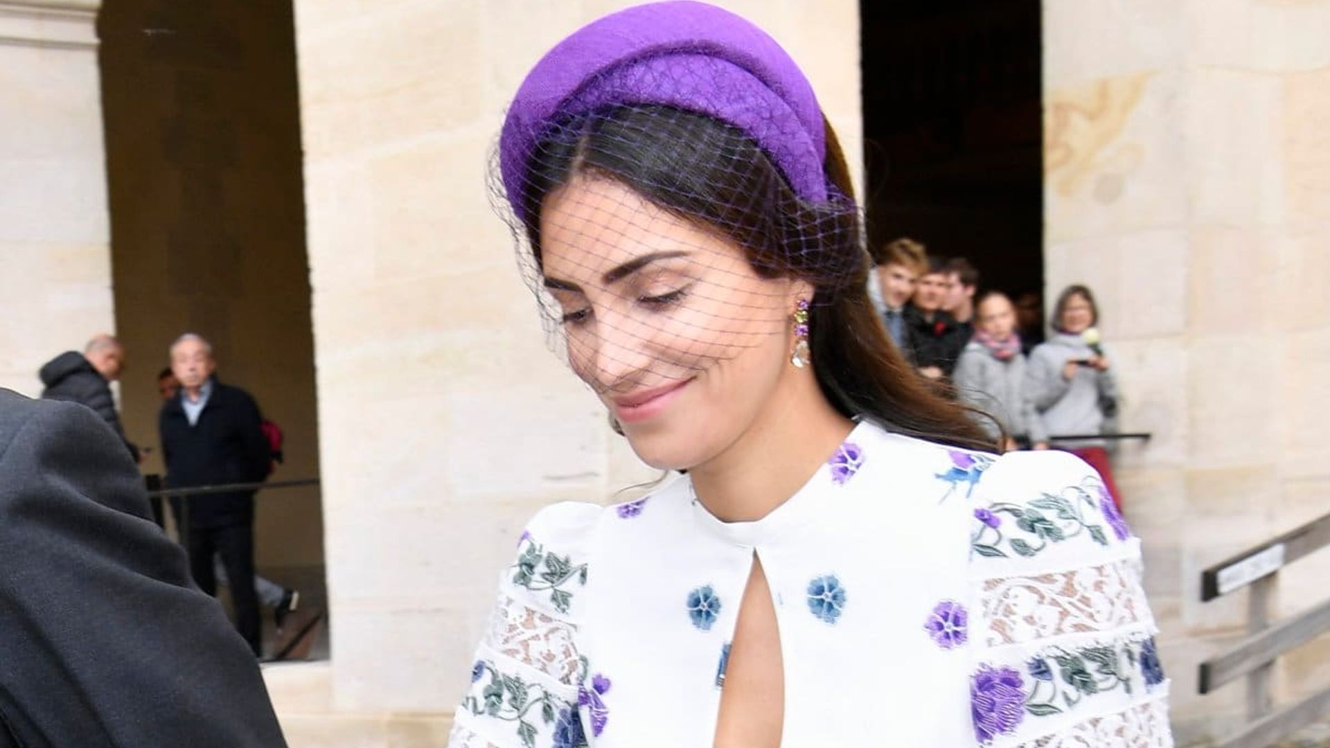 Say goodbye to bad hair days with this easy, on-trend solution