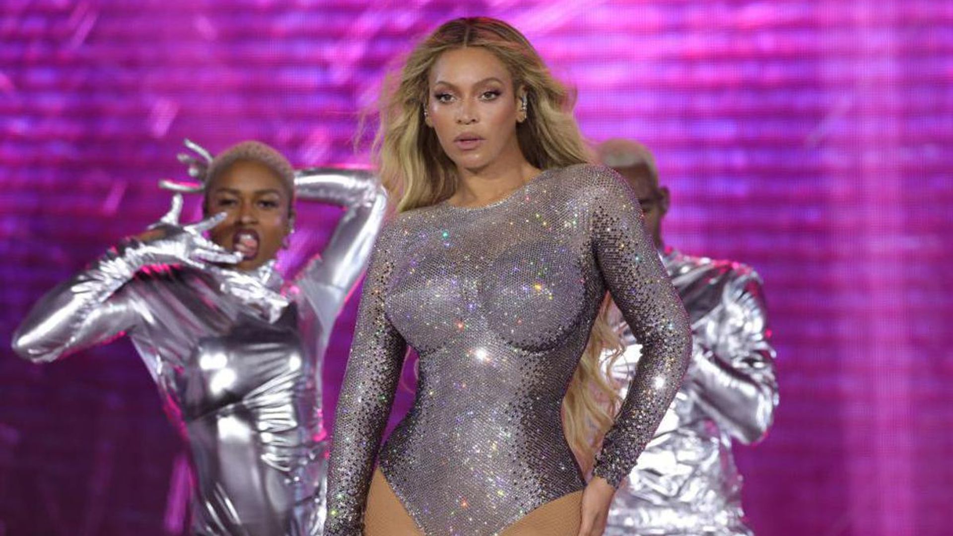 Beyoncé’s childhood home catches fire on Christmas morning