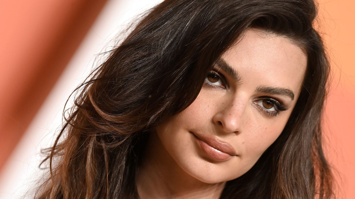 Emily Ratajkowski hilariously debuts what could be the worst celebrity haircut of all time