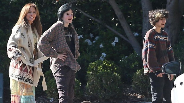 Ben Affleck and JLo record the kids
