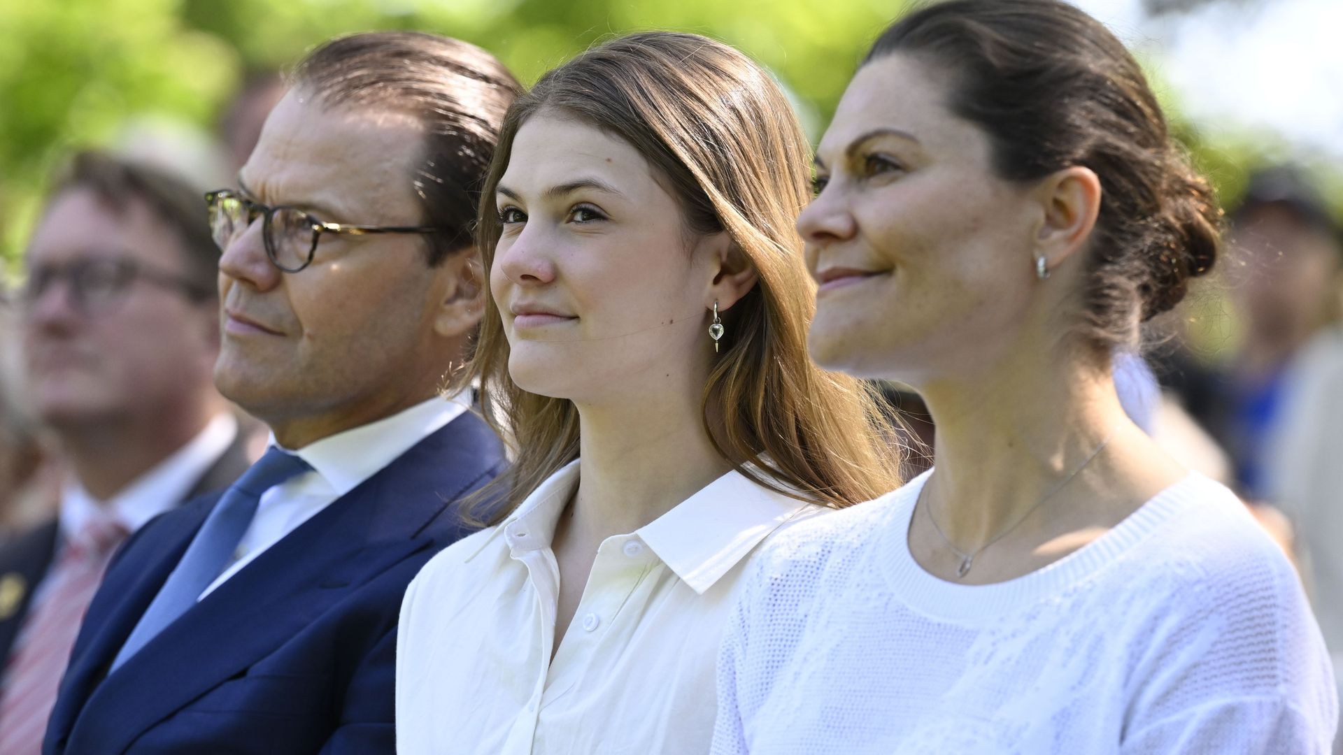 Sweden's Princess Estelle, 13, makes appearance at sculpture park with her mom and dad