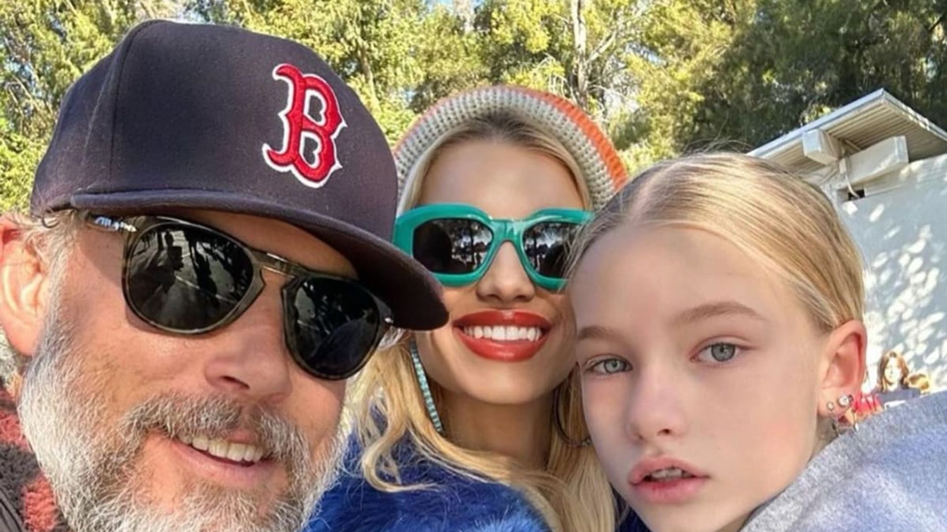 Jessica Simpson and her family are all smiles enjoying the holiday season: ‘Feeling festive’