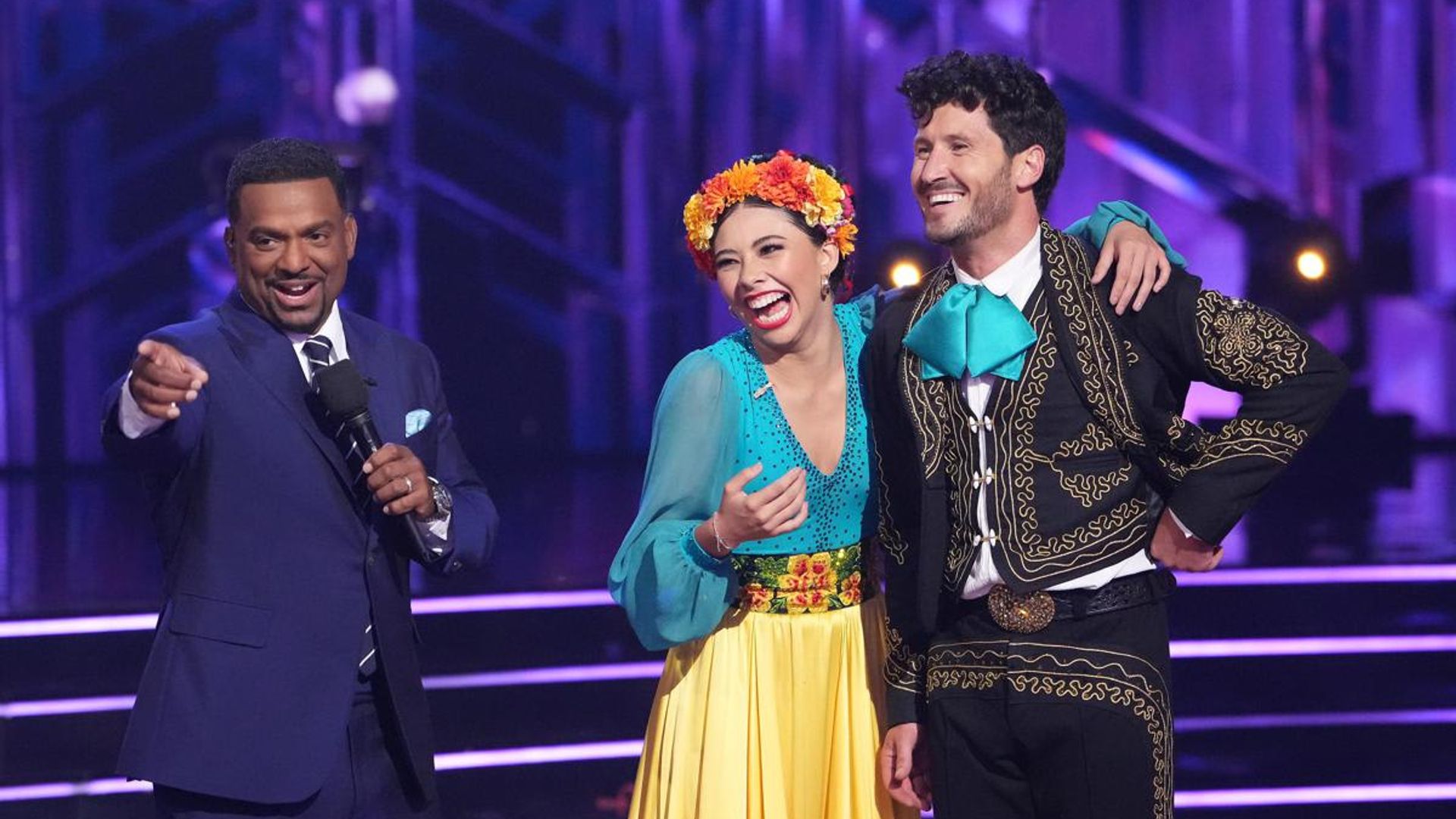 when did val join dwts - Ilustrasi 2