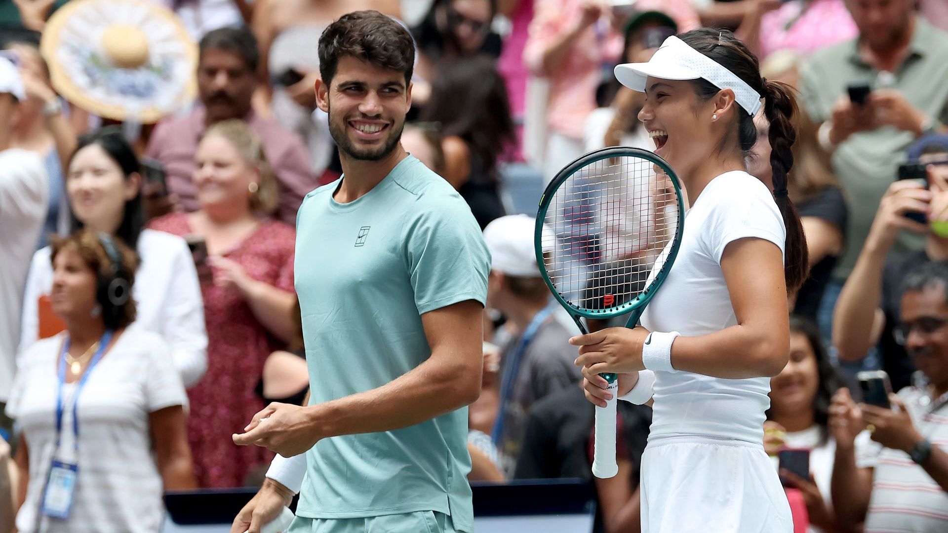The chemistry and closeness between Carlos Alcaraz and Emma Raducanu keeps making headlines at the US Open