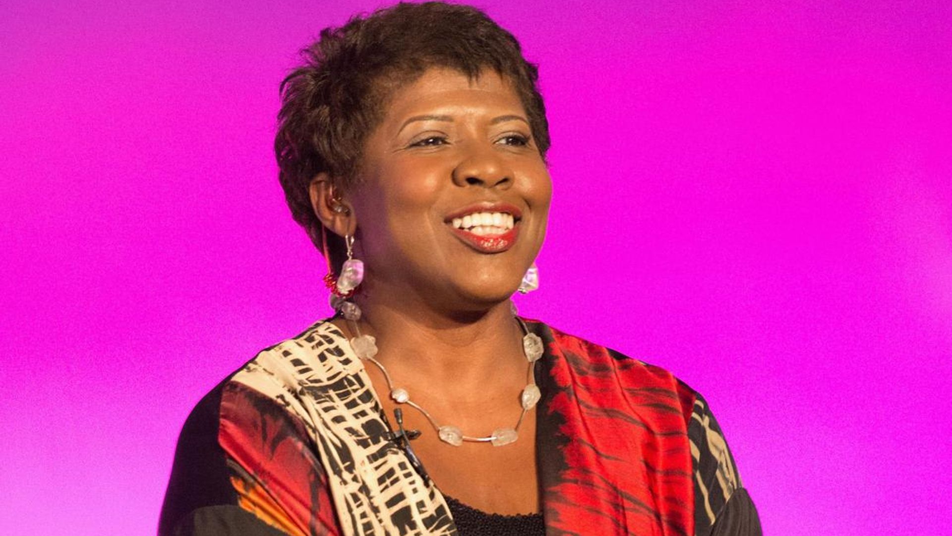 Afro-Latina journalist Gwen Ifill is being honored with postage stamp