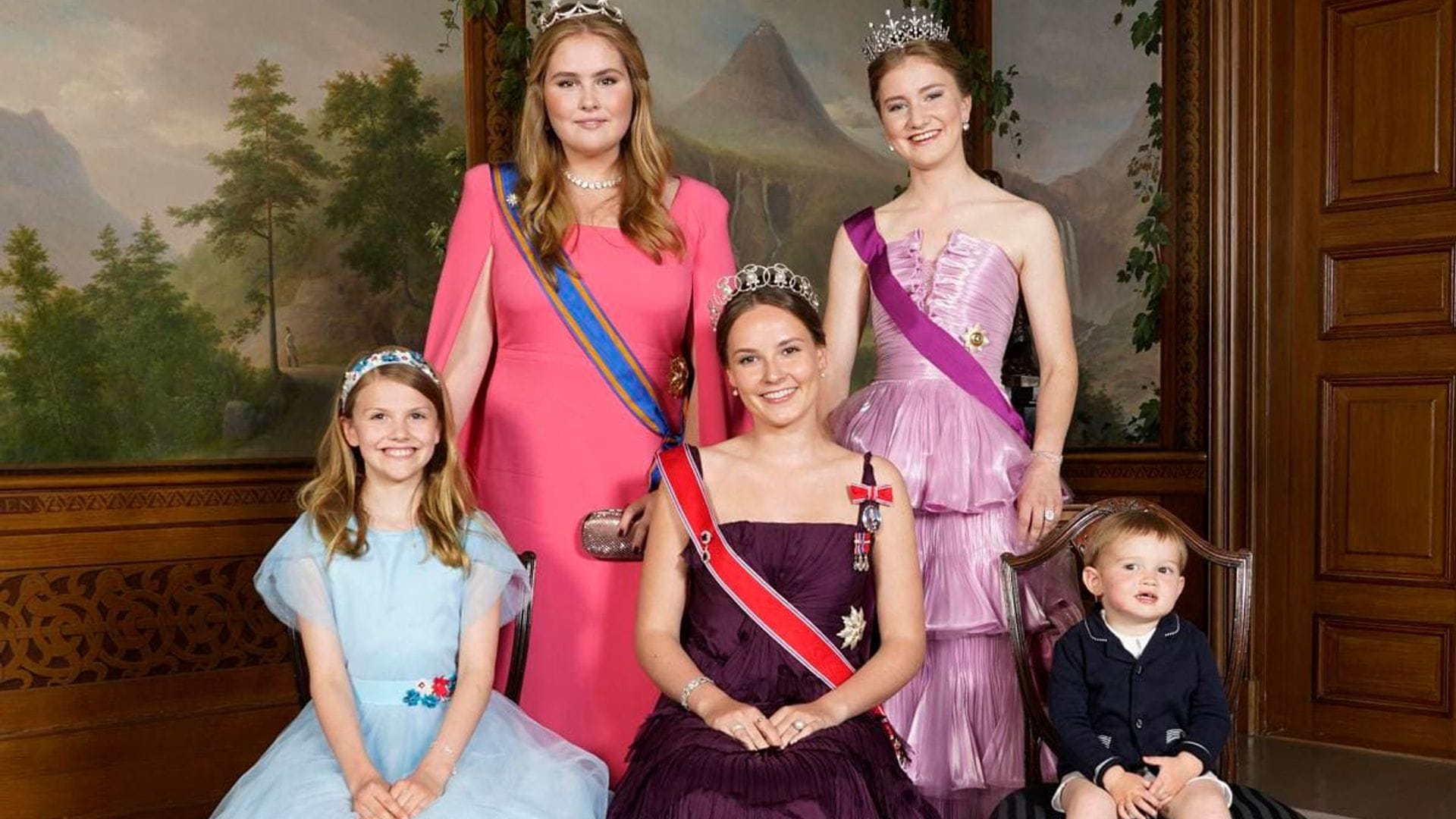 Two-year-old Prince Charles joins future Queens in new portrait