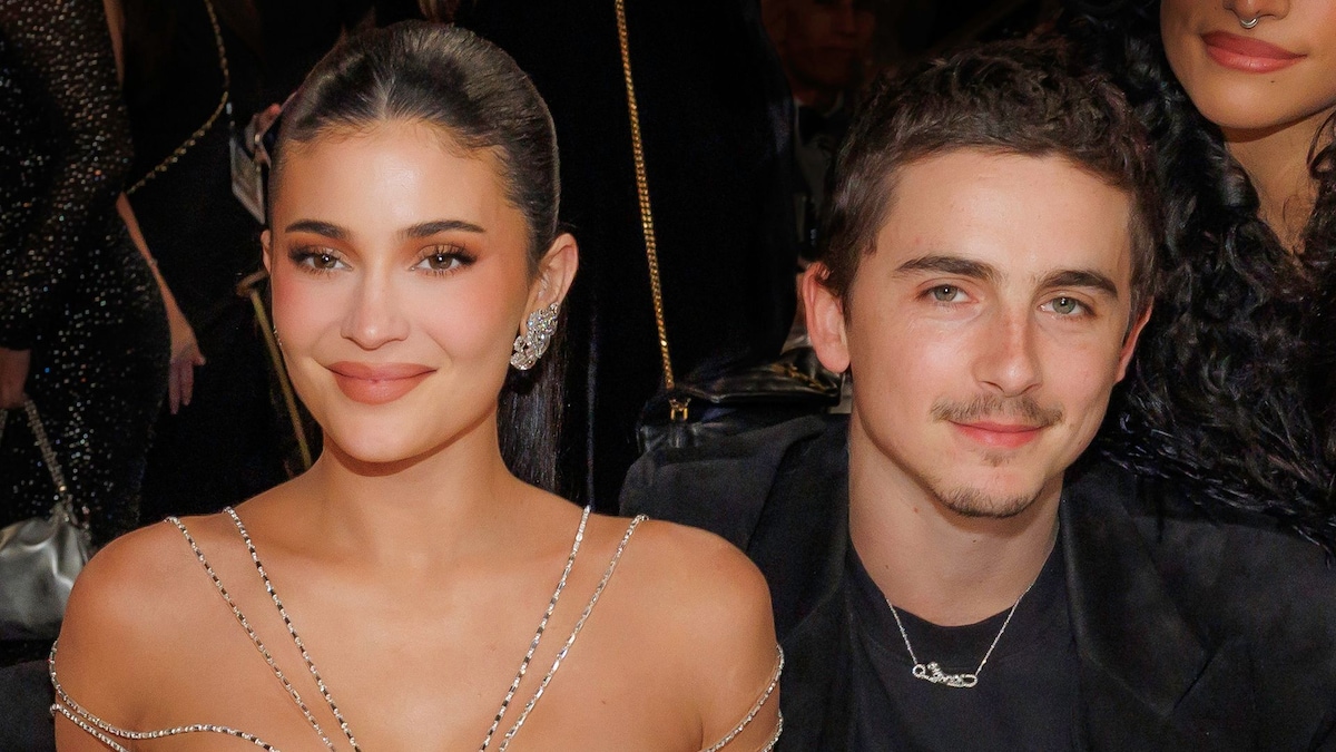 https://www.hola.com/us/horizon/landscape/b4d4944cfd41-kylie-jenner-and-timothc3a9e-chalamet-at-the-83rd-annual-golden-globes-held-at.jpg?im=Resize=(1200)