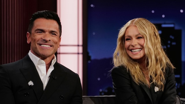 Mark Consuelos and Kelly Ripa on Jimmy Kimmel Live