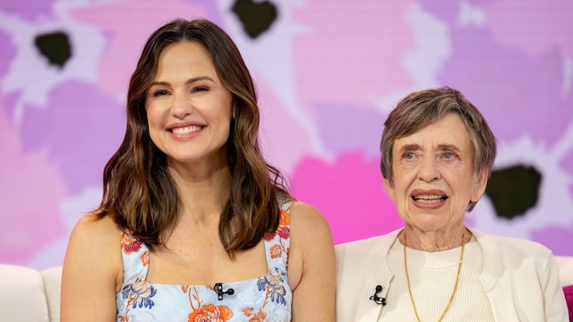 Jennifer Garner celebrates her mother's 87th birthday with adorable video