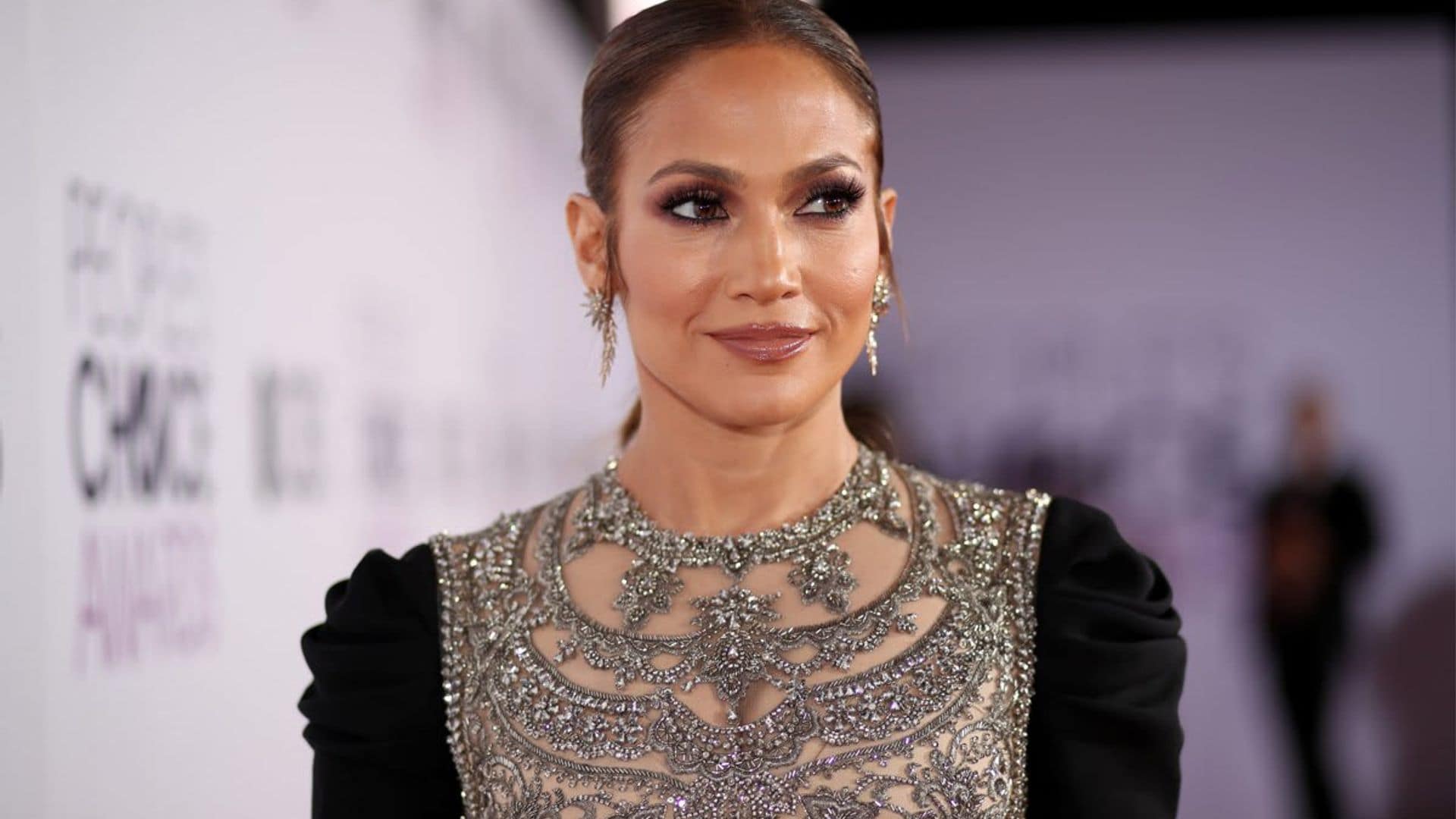 Jennifer Lopez keeps getting the cops called on her home: report