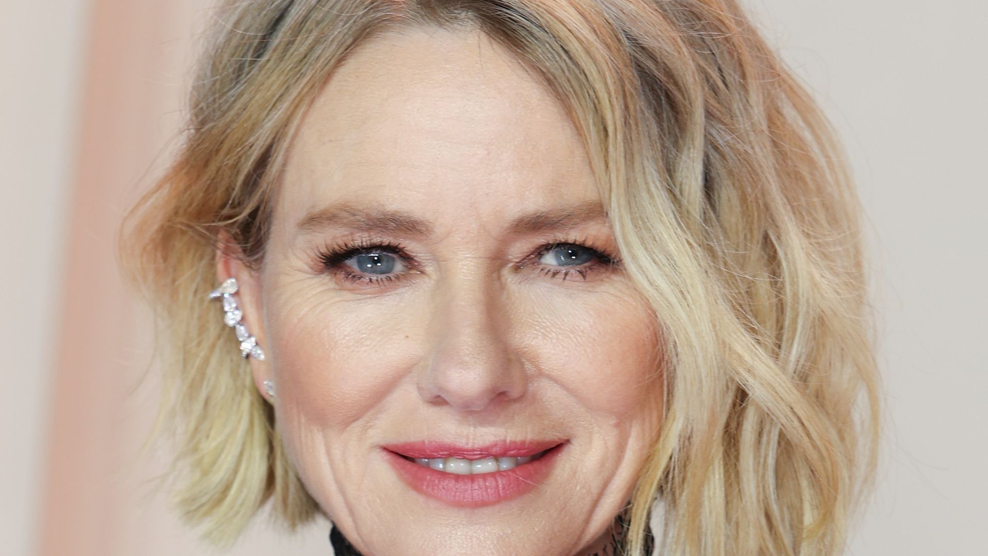 4 rejuvenating haircuts for women over 50: The celebrity styles experts recommend