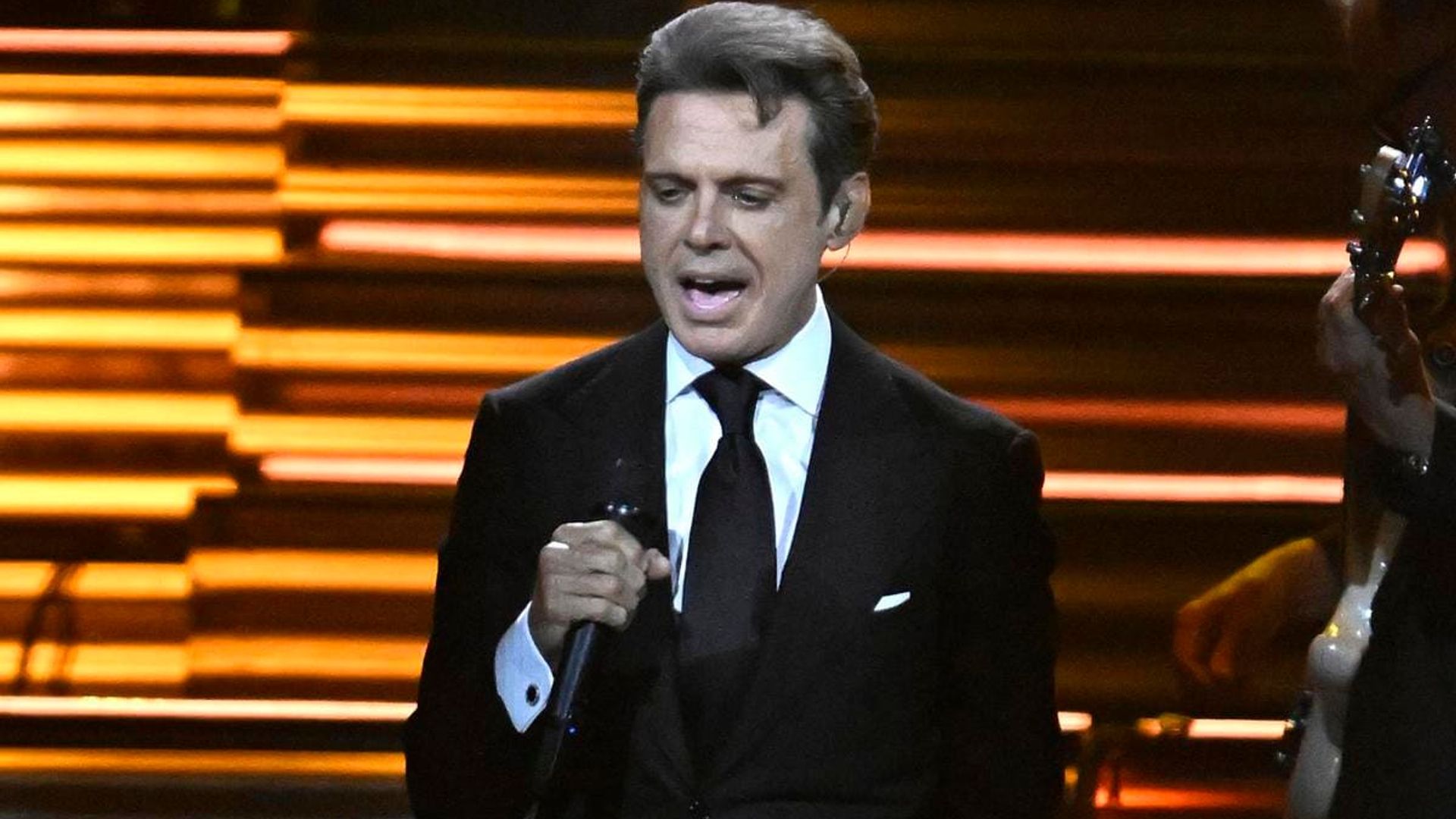Luis Miguel’s sweet gesture with his Argentinean fans