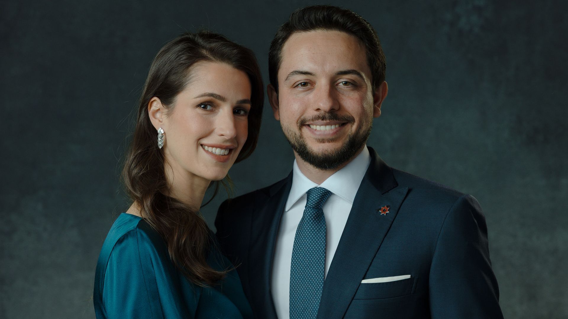 Hussein and Rajwa of Jordan celebrate their third wedding anniversary with a symbolic new portrait