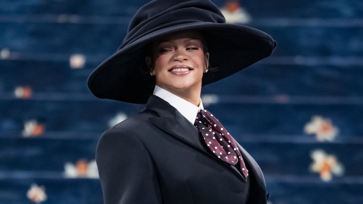 https://www.hola.com/us/horizon/landscape/b71579ac5d53-new-york-new-york-rihanna-arrives-to-the-2025-met-gala-celebrating-superfine-tai.jpg?im=Resize=(1200)