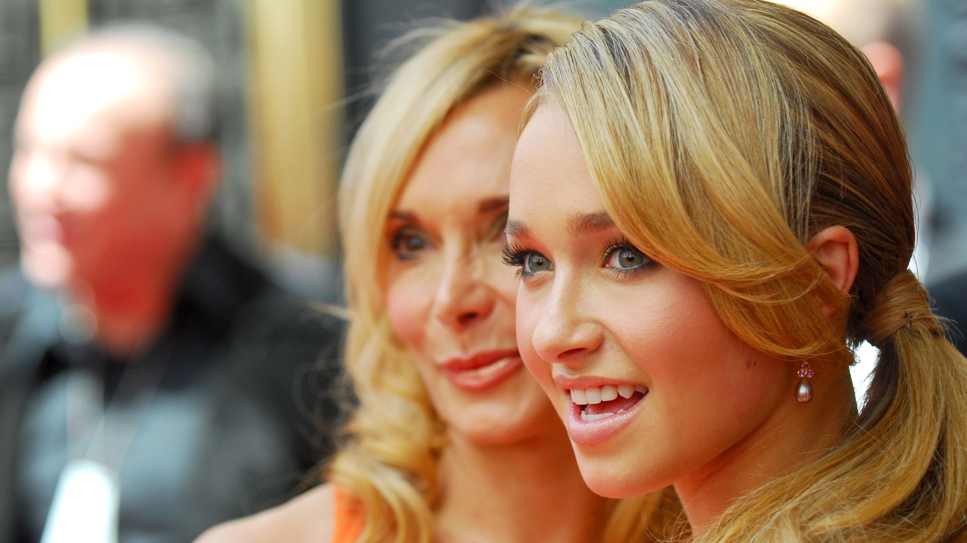 Hayden Panettiere (Right) and Mom during NBC 2007-2008 Primetime Preview Red Carpeti Upfronts - Arrivals at Radio City Music Hall in New York City, New York, United States. (Photo by Michael Loccisano/FilmMagic)