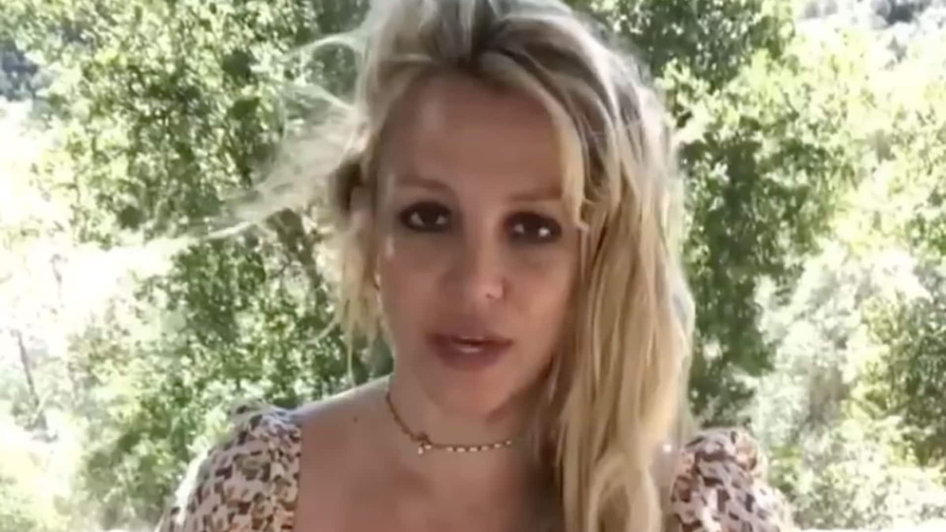 britney spears addresses fan concern