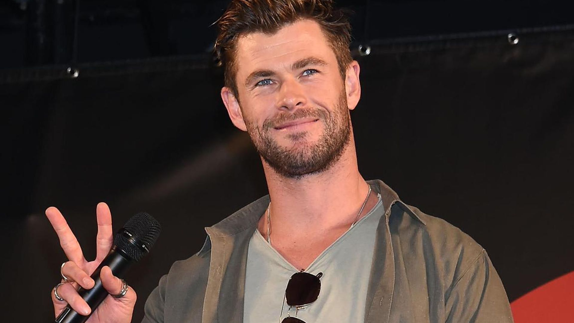Chris Hemsworth’s son crashes his underwater meditation: Watch the hilarious video