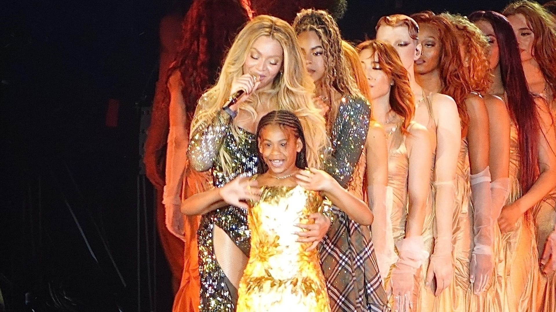 Watch Beyoncé's daughter Rumi Carter shine on stage —and totally steal the show