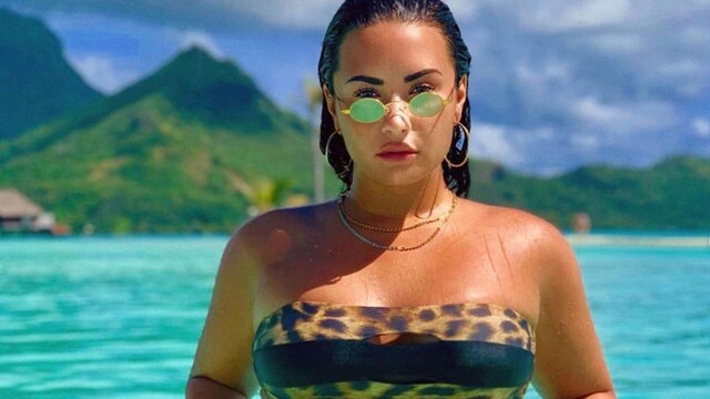 Demi Lovato bikini