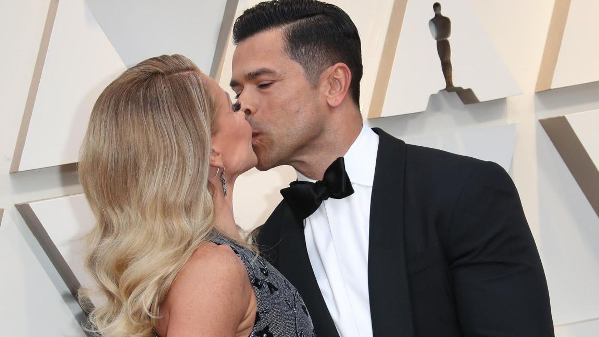 Mark Consuelos misses Kelly Ripa’s 50th: See the sweet way he made up for it!