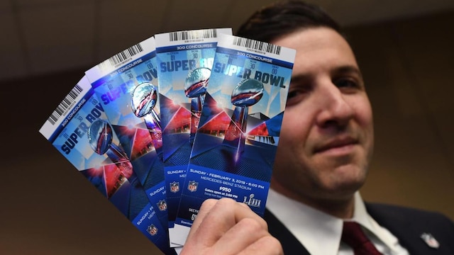 How much does it cost to attend the 2024 Super Bowl?