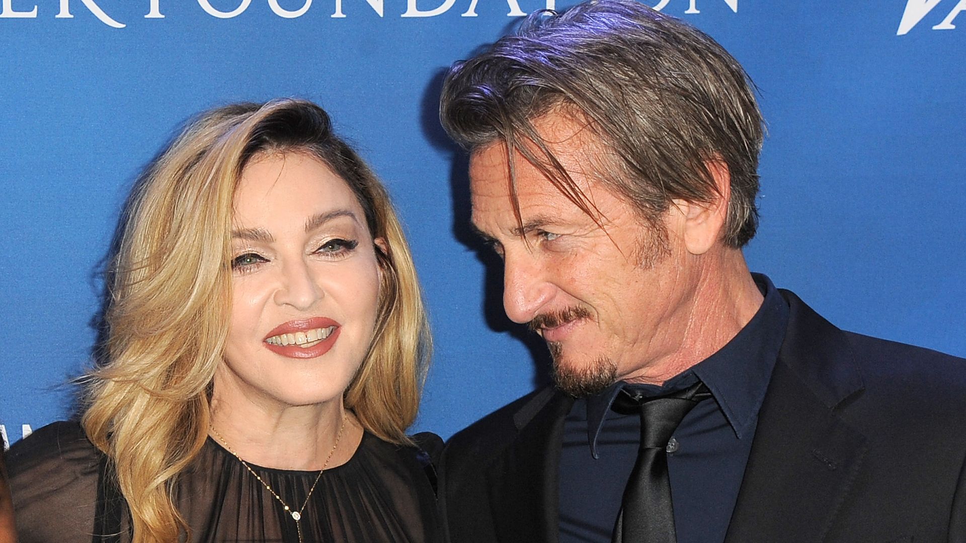 BEVERLY HILLS, CA - JANUARY 09: Musician Madonna and actor Sean Penn attend the 5th Annual Sean Penn & Friends HELP HAITI HOME Gala benefiting J/P Haitian Relief Organization at Montage Hotel on January 9, 2016 in Beverly Hills, California. (Photo by Angela Weiss/Getty Images)
