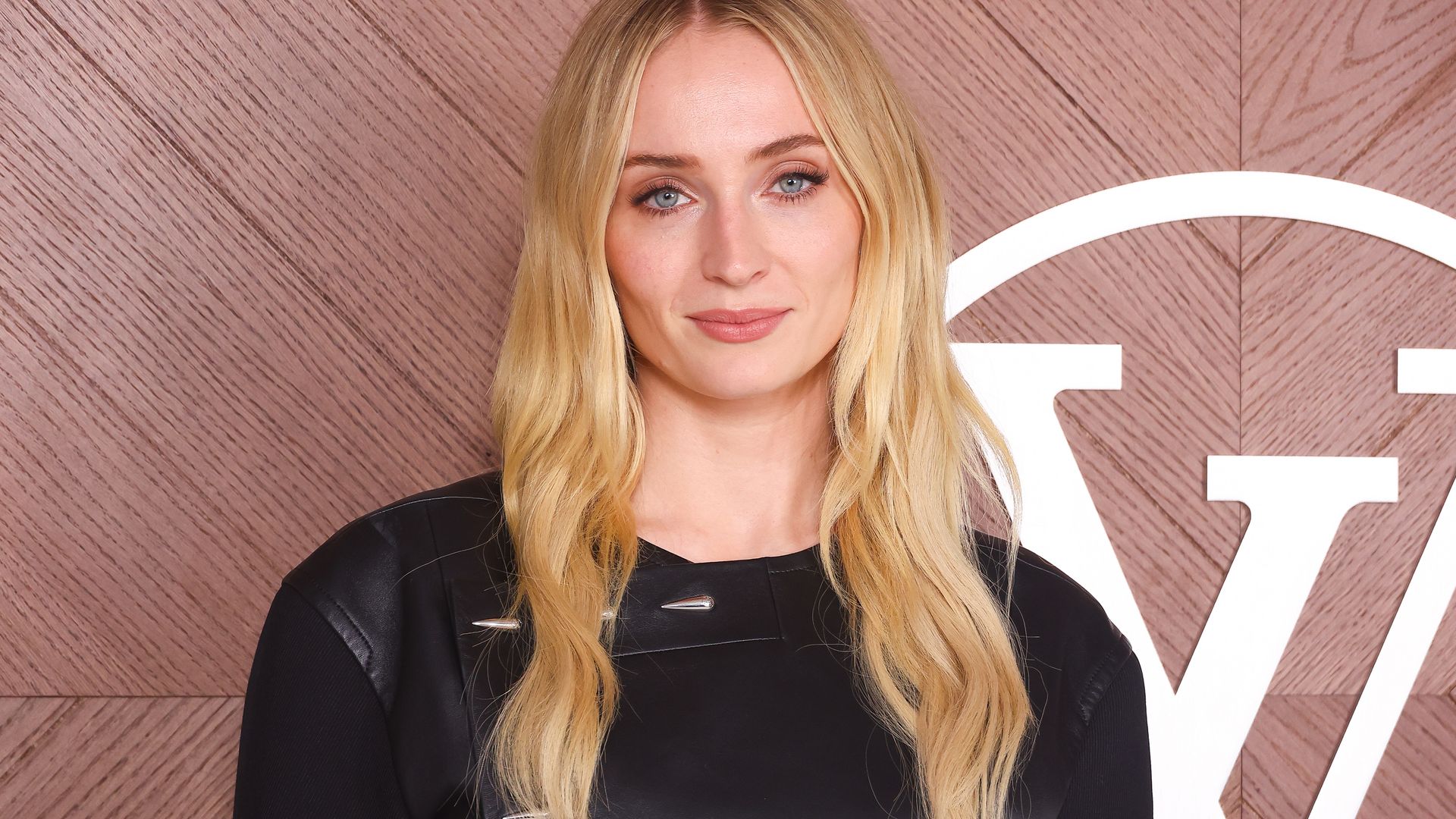 Sophie Turner attends the Louis Vuitton Womenswear Fall/Winter 2025-2026