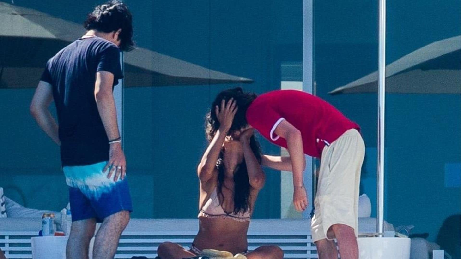 Spotted: Eiza González and Timothee Chalamet k-i-s-s-i-n-g in Mexico