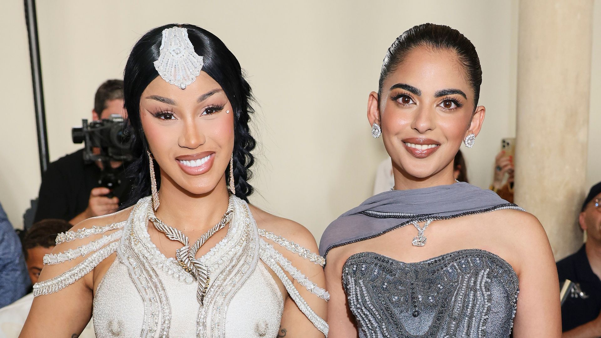 Cardi B shuts down speculation claiming she was envious of…