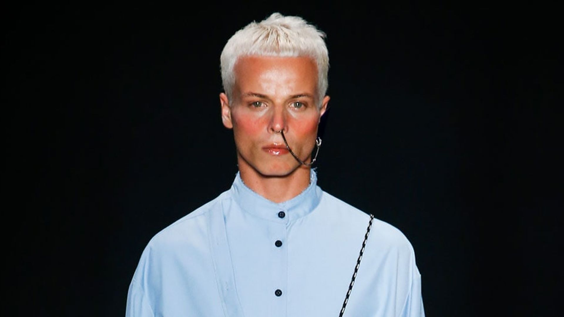 Model Tales Cotta dies after collapsing on the runway at Fashion Week