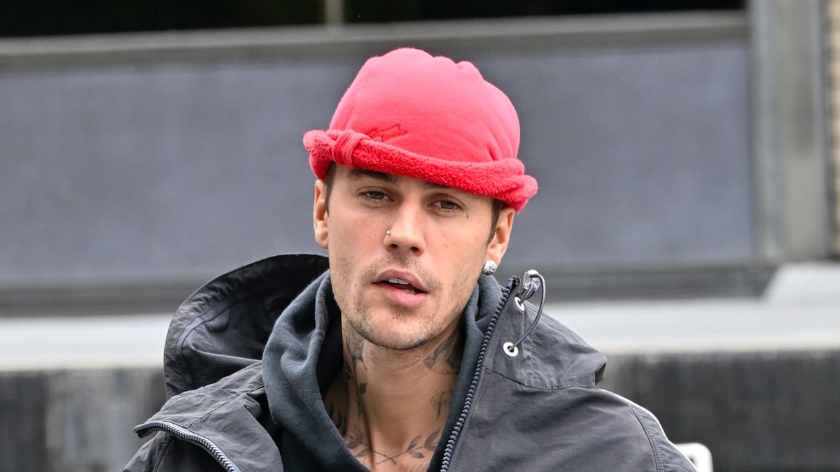 https://www.hola.com/us/horizon/landscape/be20d4331e29-los-angeles-ca-justin-bieber-is-seen-on-april-15-2025-in-los-angeles-california.jpg?im=Resize=(1200)