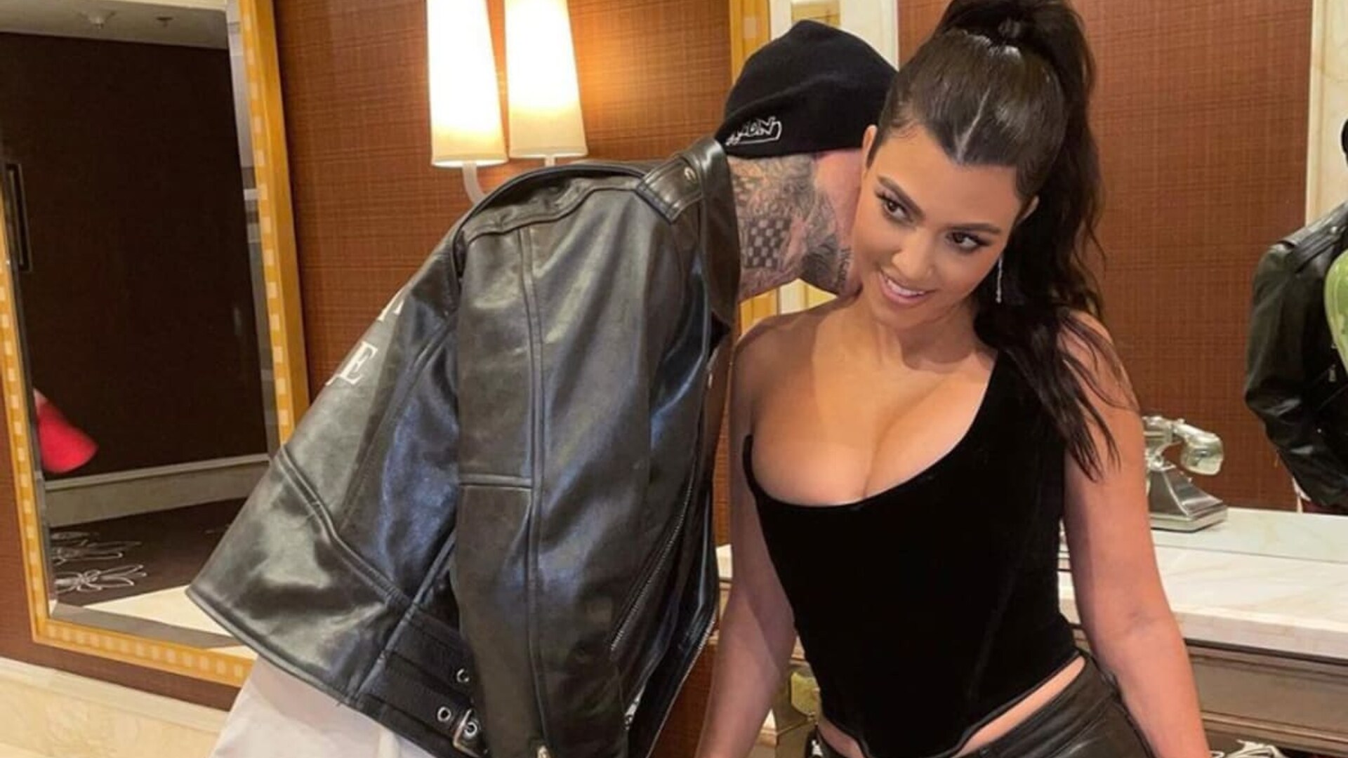 Kourtney Kardashian and Travis Barker in Vegas